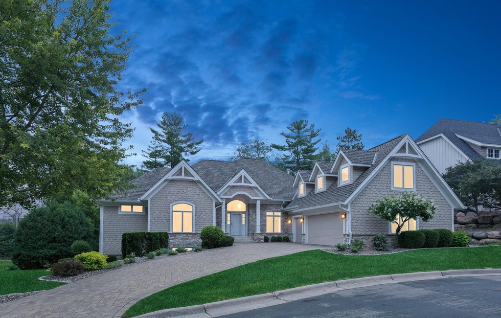 8967 Mariabo Circle, Bloomington