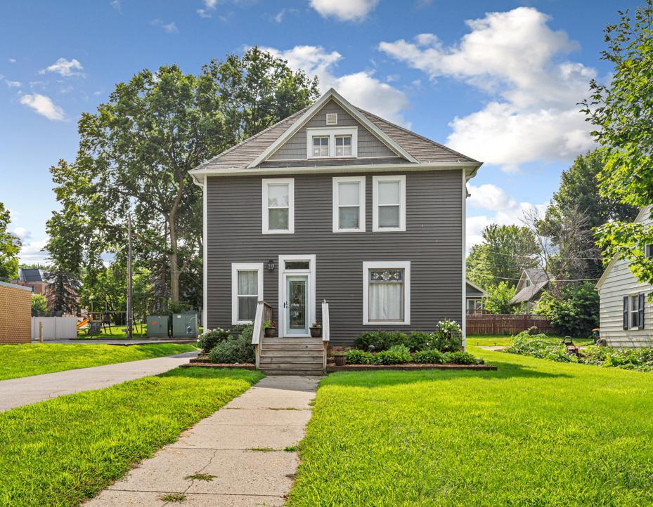 223 N Main Street, Le Sueur