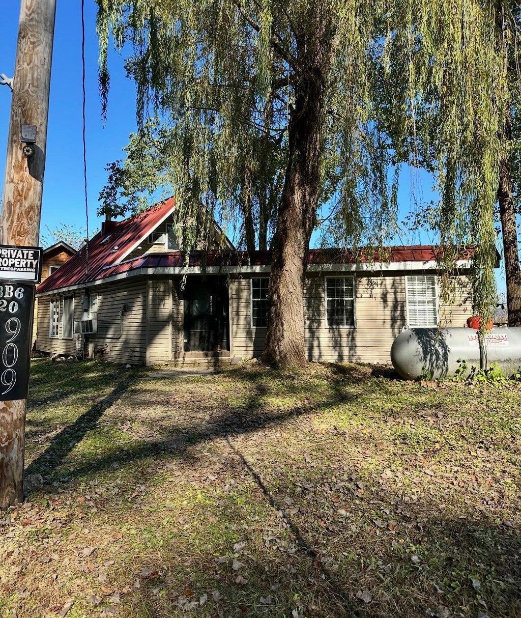 911 Mississippi Lane, Brownsville