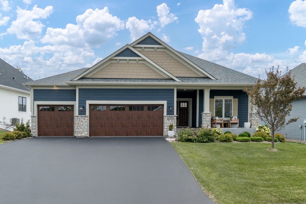4383 Lotus Drive, Minnetrista