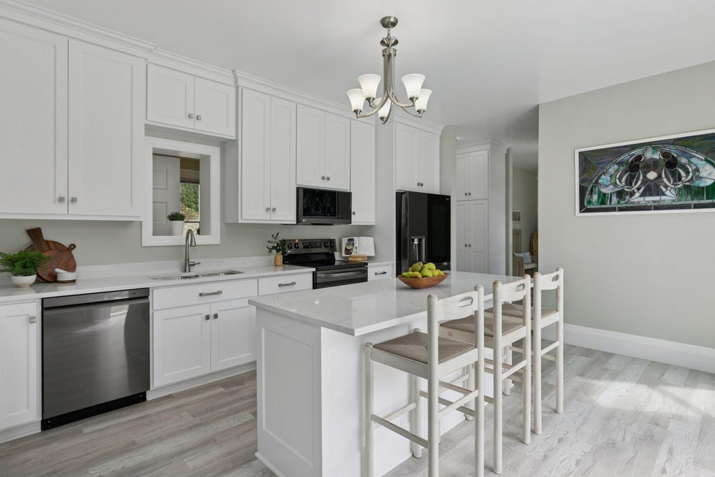 917 Division Street S, Northfield