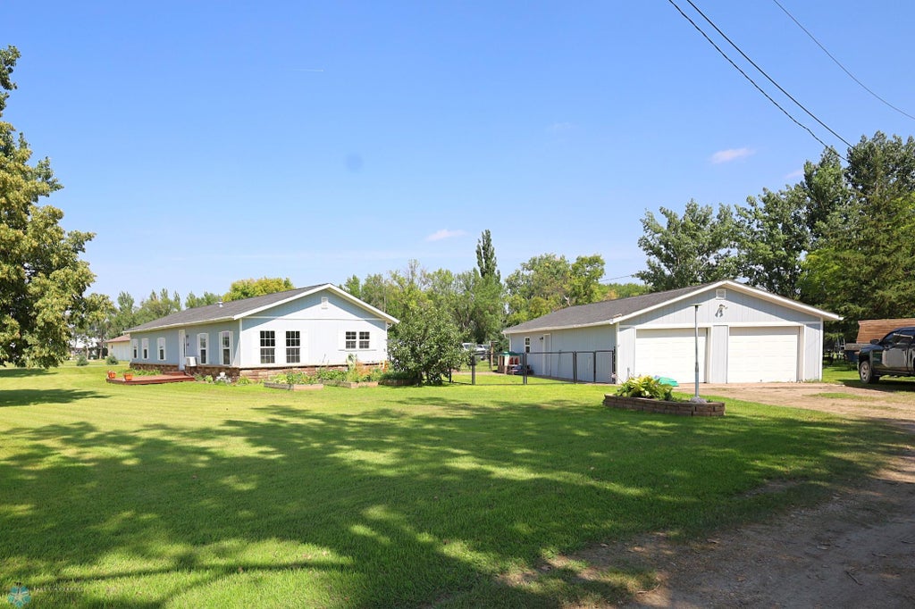 308 8th Avenue, Reynolds