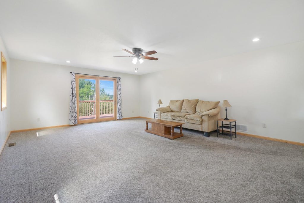 26445 326th Avenue, Pierz