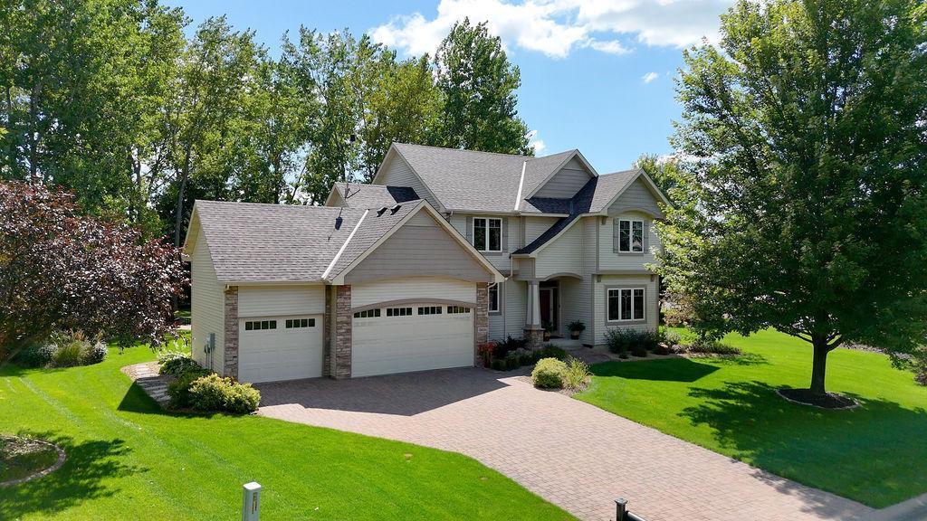 19604 Cambridge Court, Empire Twp