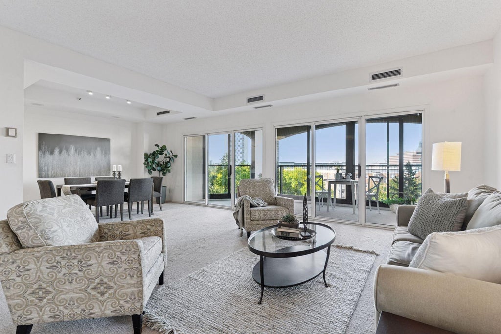 1201 Yale Place 403, Minneapolis