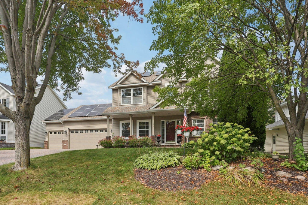 1035 Walnut Ridge Drive, Eagan