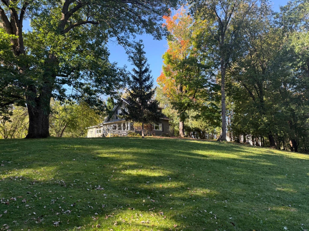 2625 Fox Street, Orono