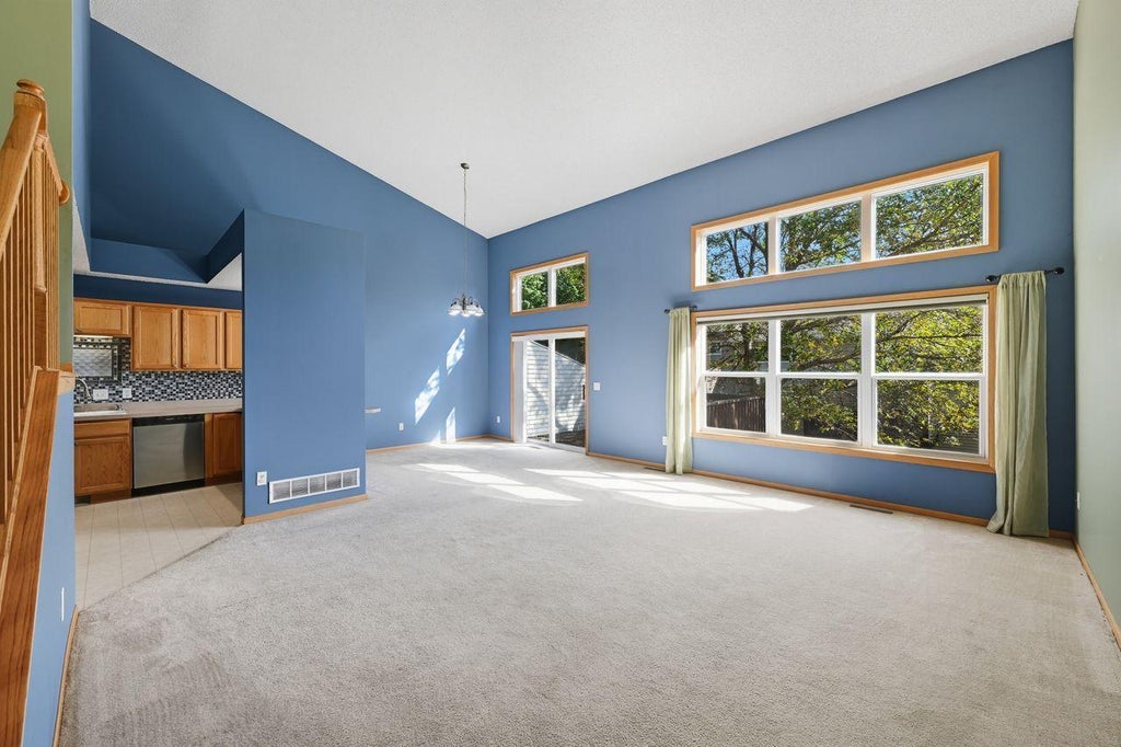 3823 Larabee Avenue Ne, St Michael