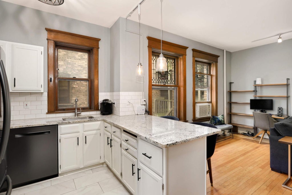 635 Grand Avenue 4, Saint Paul