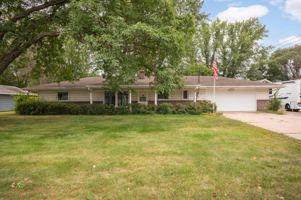 1240 80th Avenue Ne, Spring Lake Park