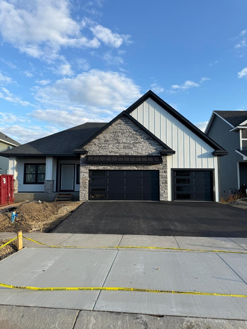 1589 Spruce Street, Farmington