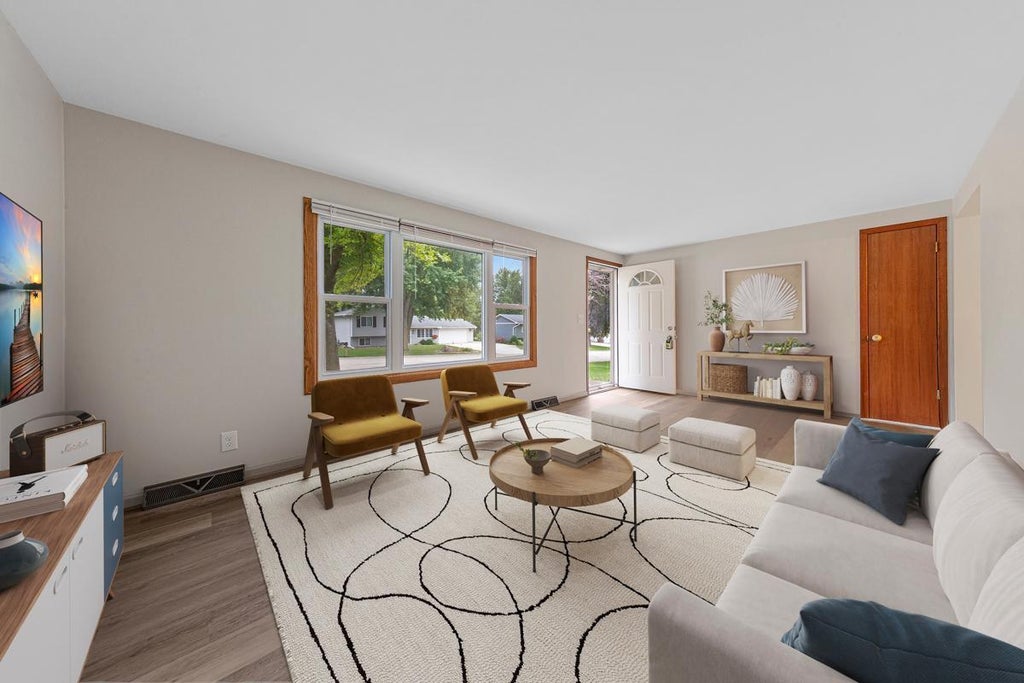 630 23rd Street Ne, Owatonna