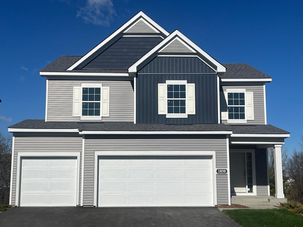 1850 Charleston Lane, Waconia