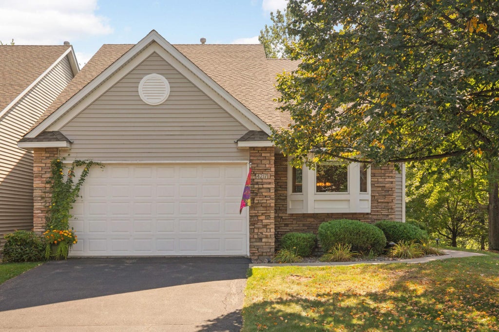 4217 Bristol Run, Shoreview