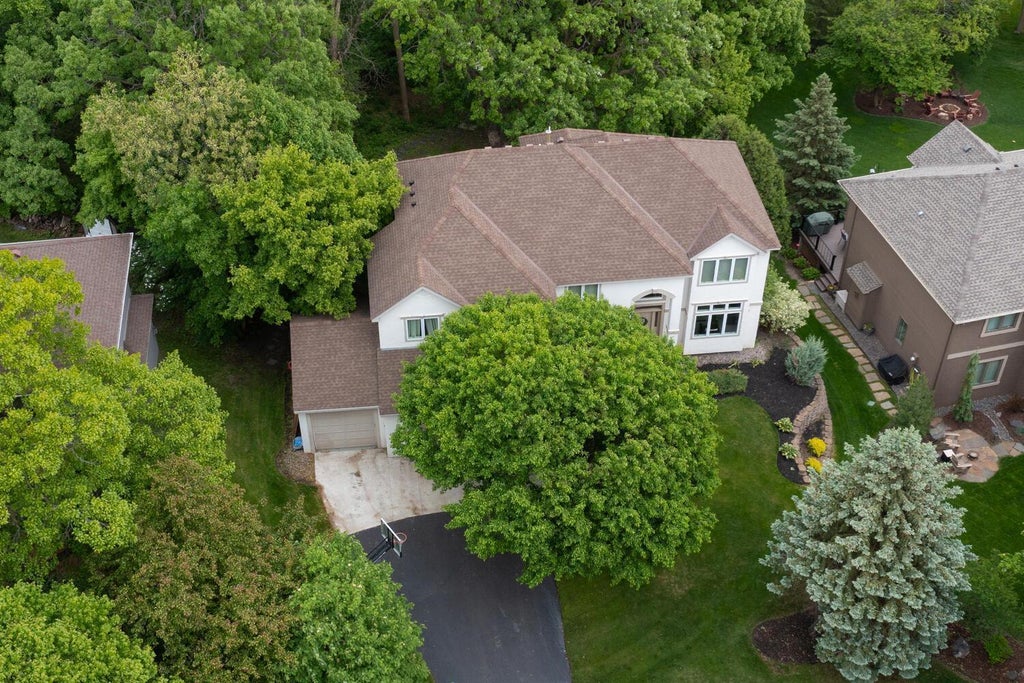 7423 Fawn Hill Road, Chanhassen