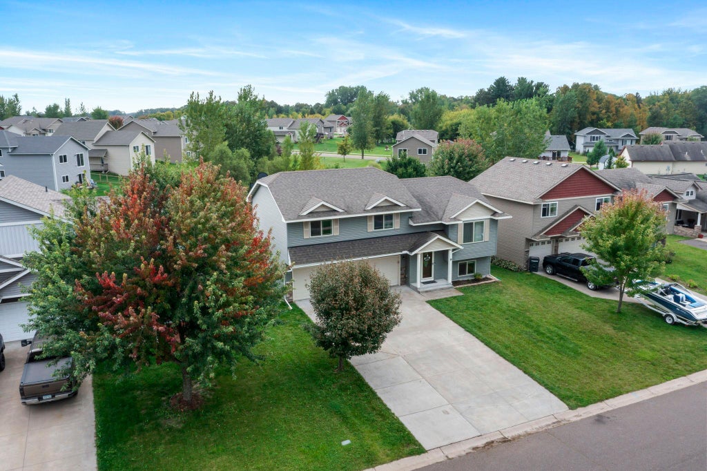 620 Highview Loop Se, Pine City