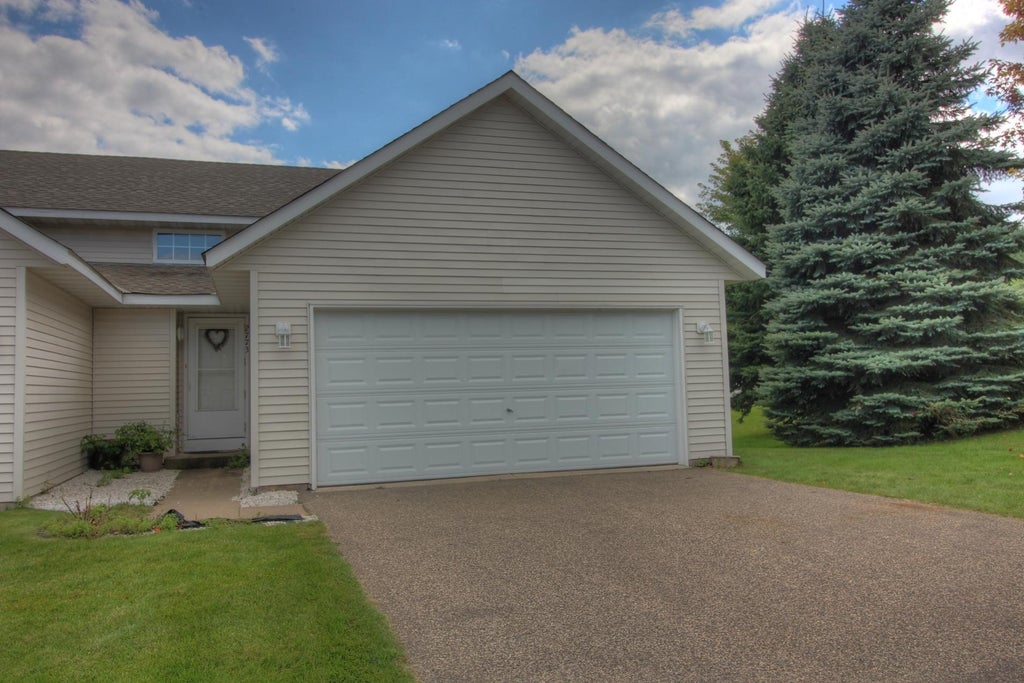 2773 Ridgeview Drive, Red Wing