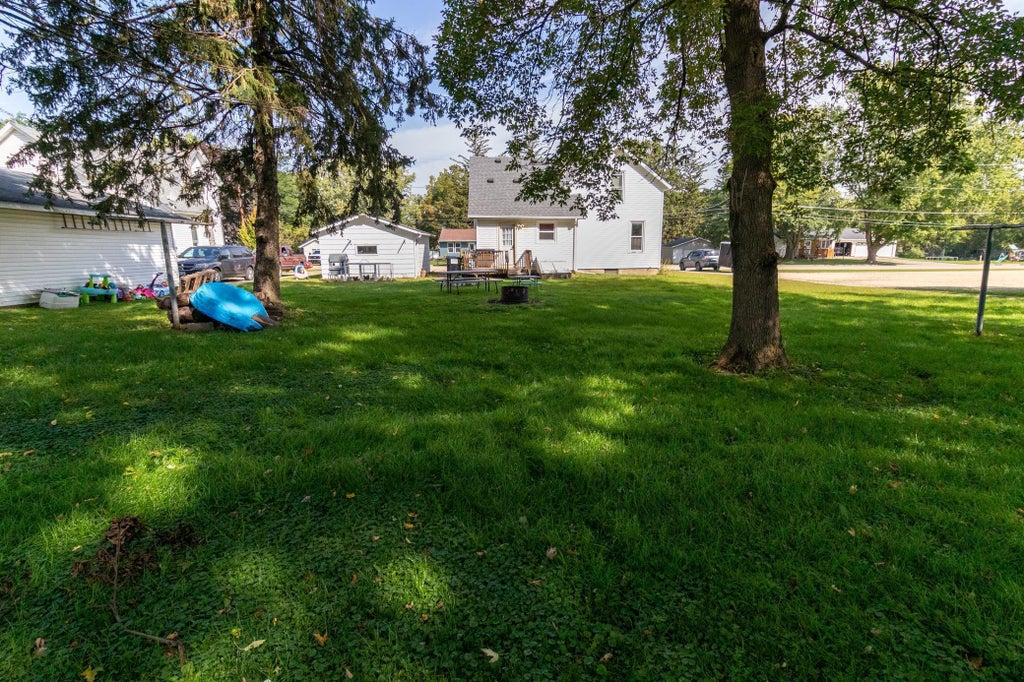 611 Main Street, West Concord