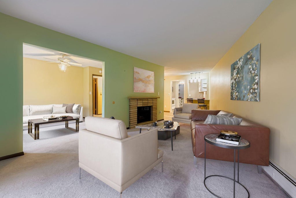 2690 Oxford Street N 209, Roseville