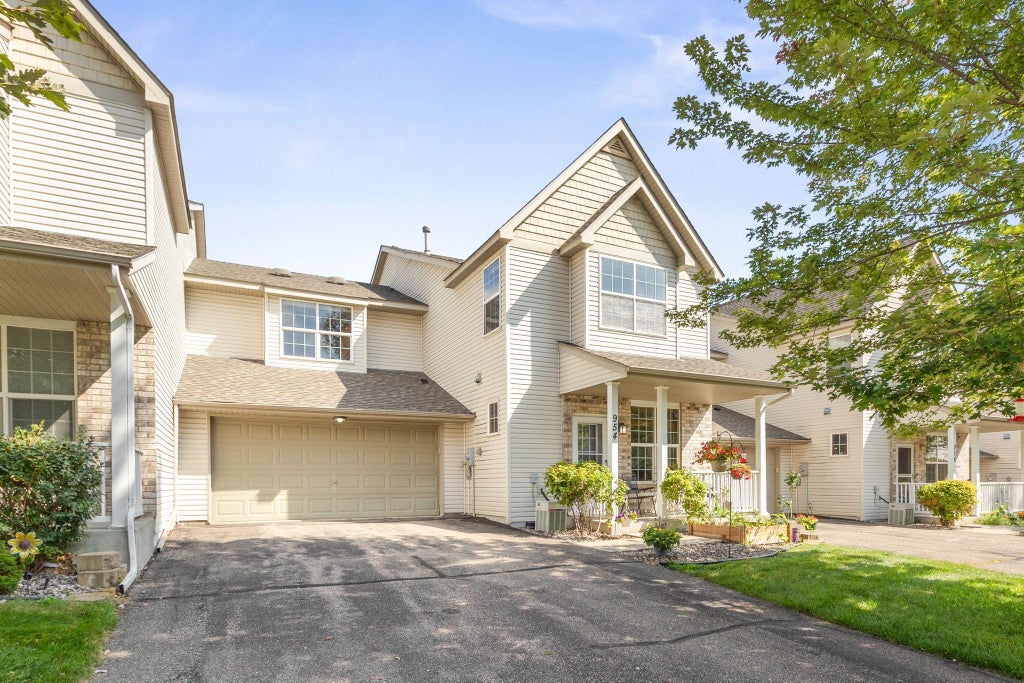 954 Conner Street, Chaska