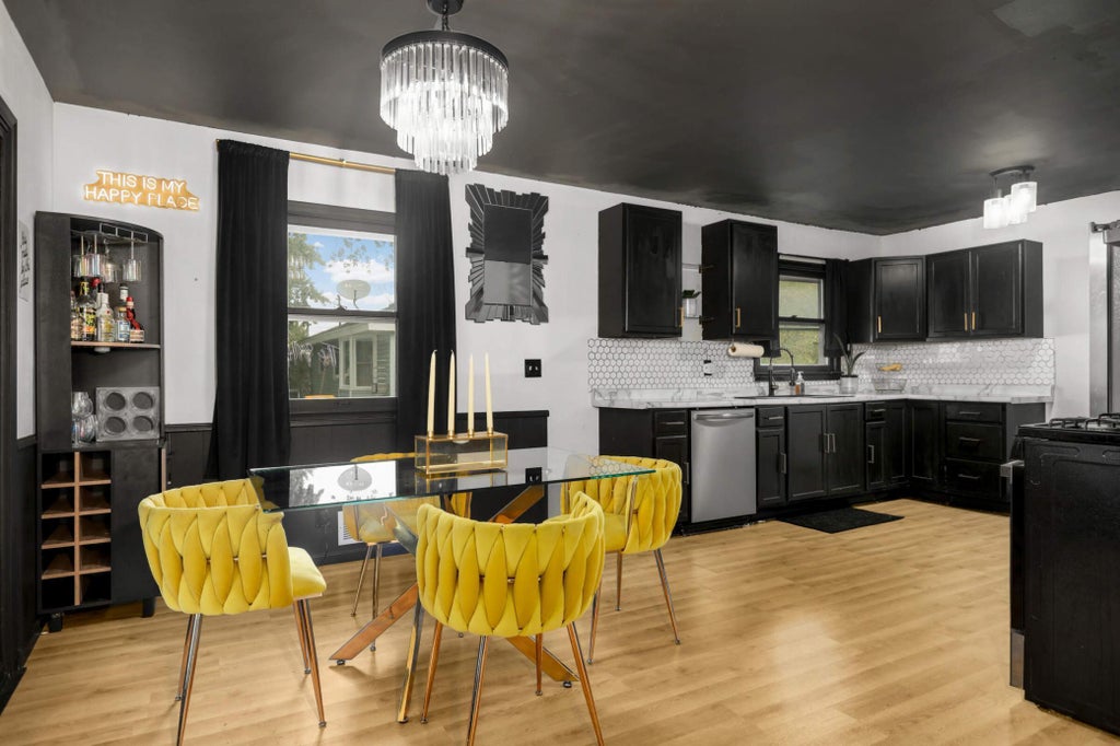 7025 Fremont Avenue N, Brooklyn Center