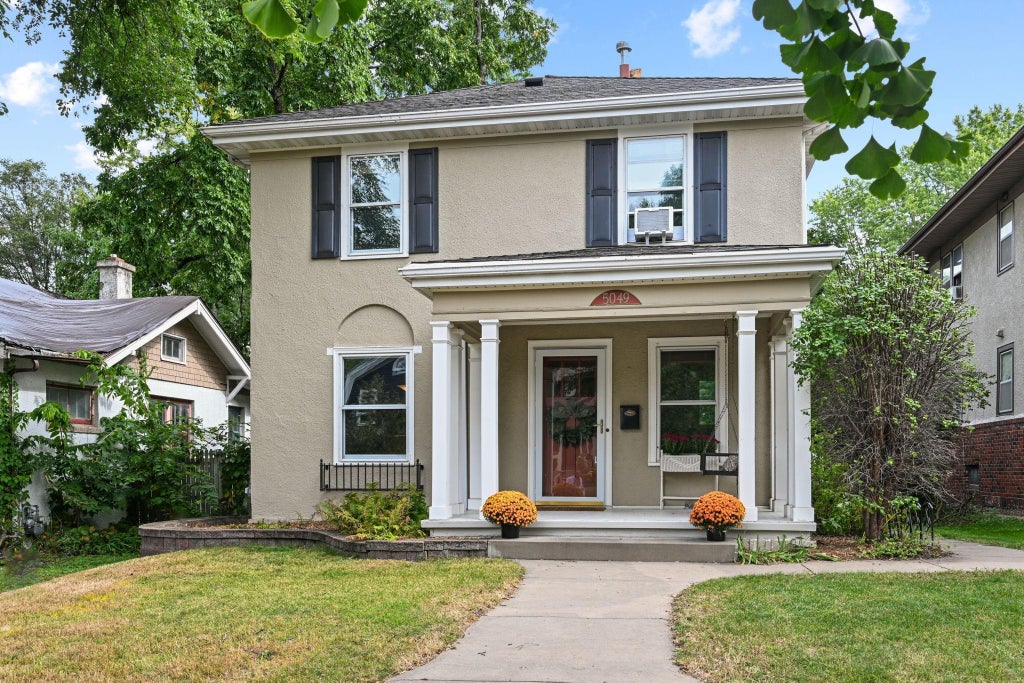 5049 Penn Avenue S, Minneapolis