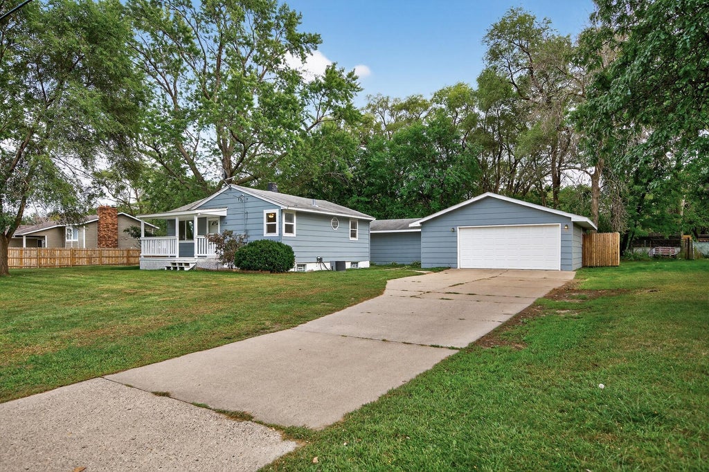 1270 80th Avenue Ne, Spring Lake Park