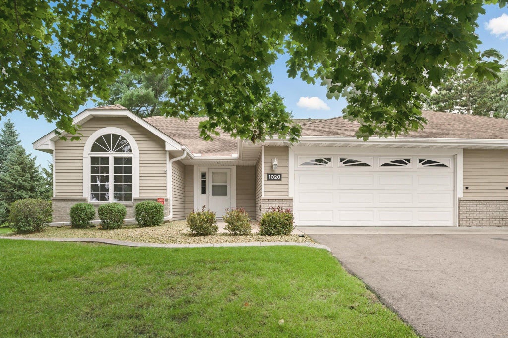 1020 Horizon Street, Vadnais Heights