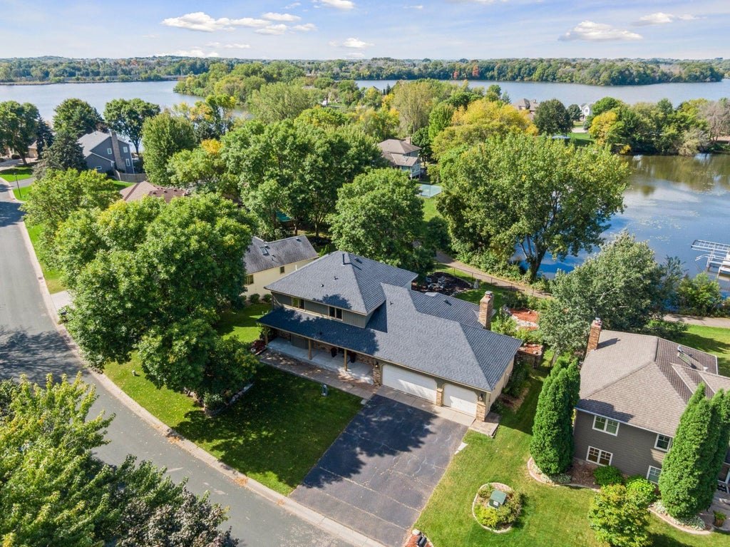 8829 Dallas Lane N, Maple Grove