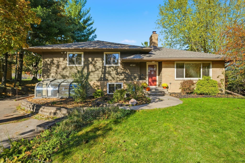 4930 Winsdale Street N, Golden Valley