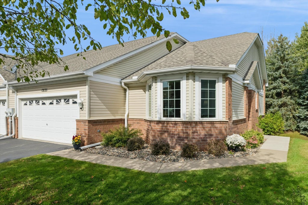 13135 Gamma Way, Apple Valley