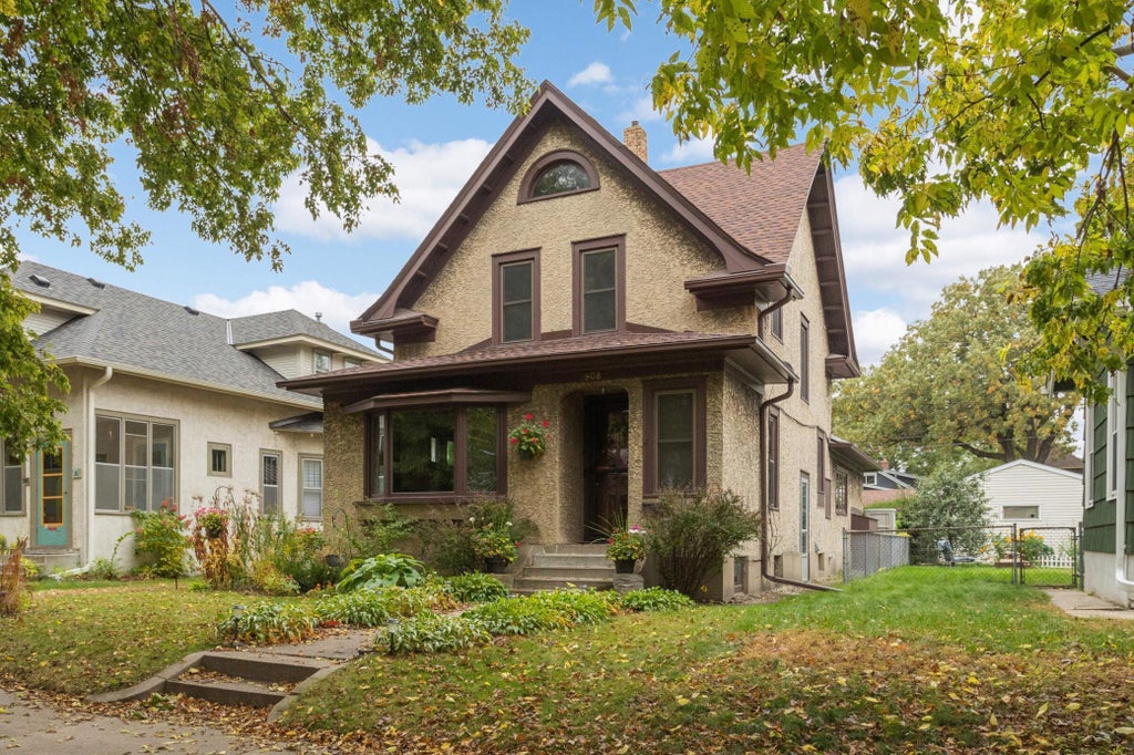 2908 44th Avenue S, Minneapolis