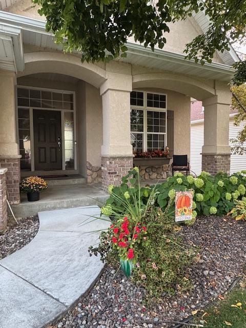 18771 Farmstead Circle, Eden Prairie