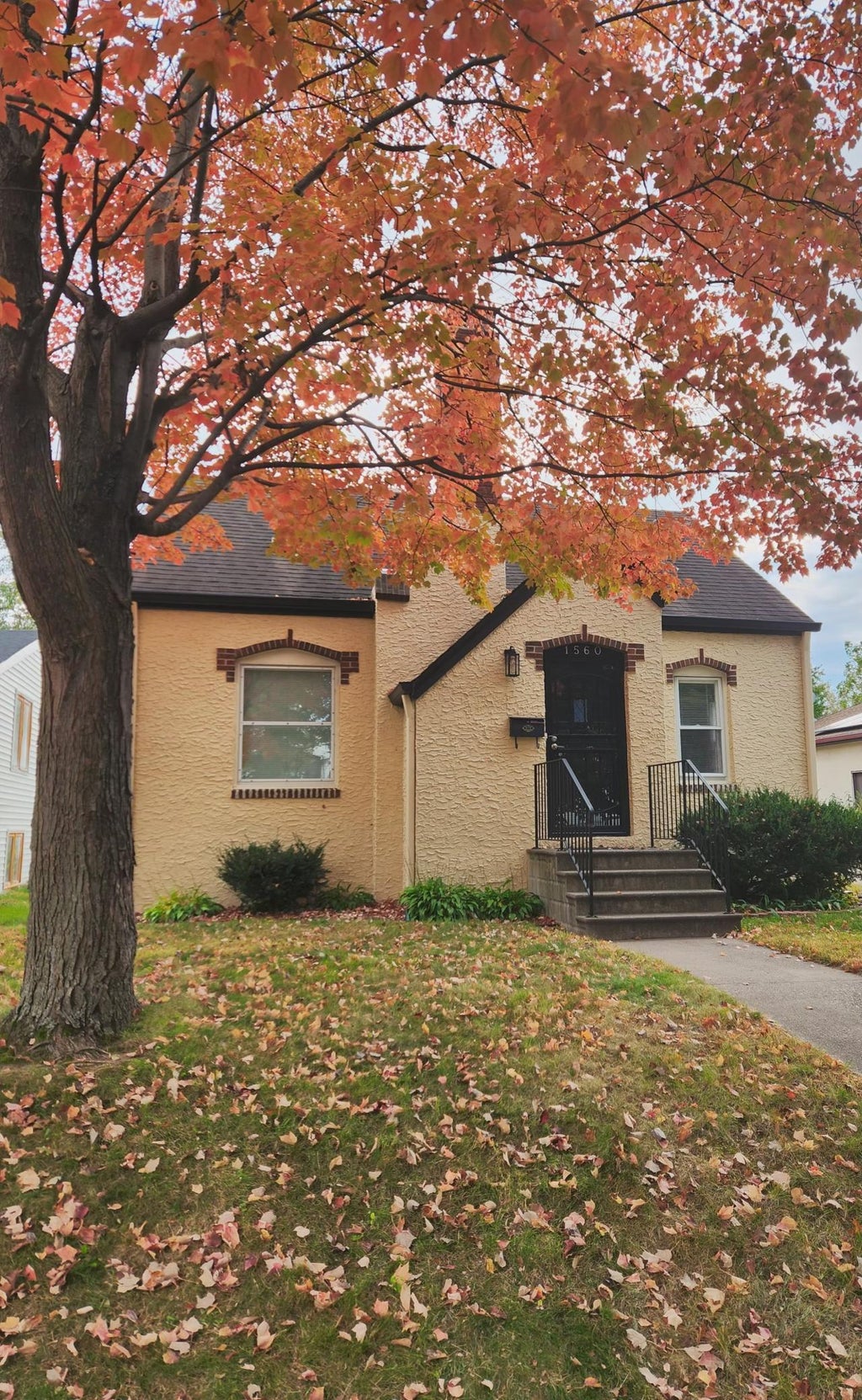 1560 Case Avenue, Saint Paul