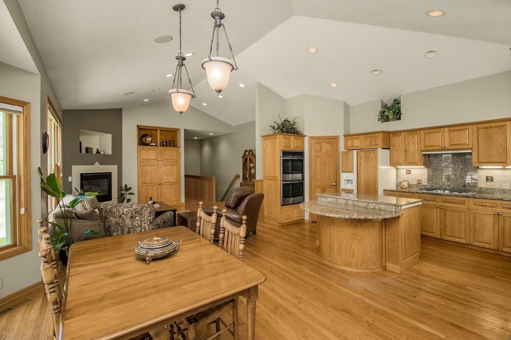 485 Preserve Path, West Saint Paul