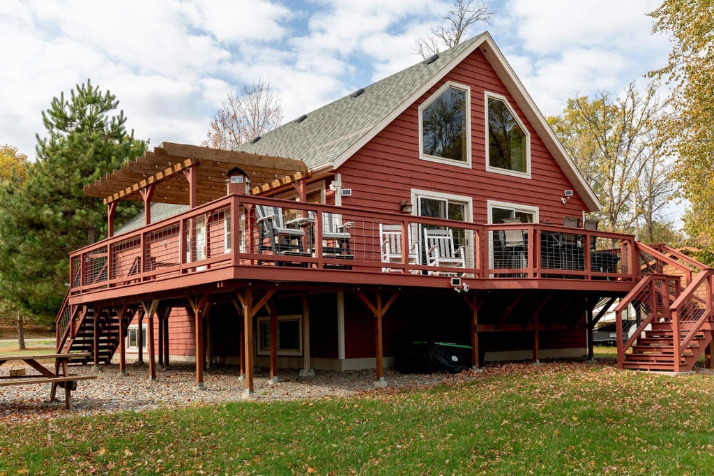 11387 Grouse Loop Nw, Walker