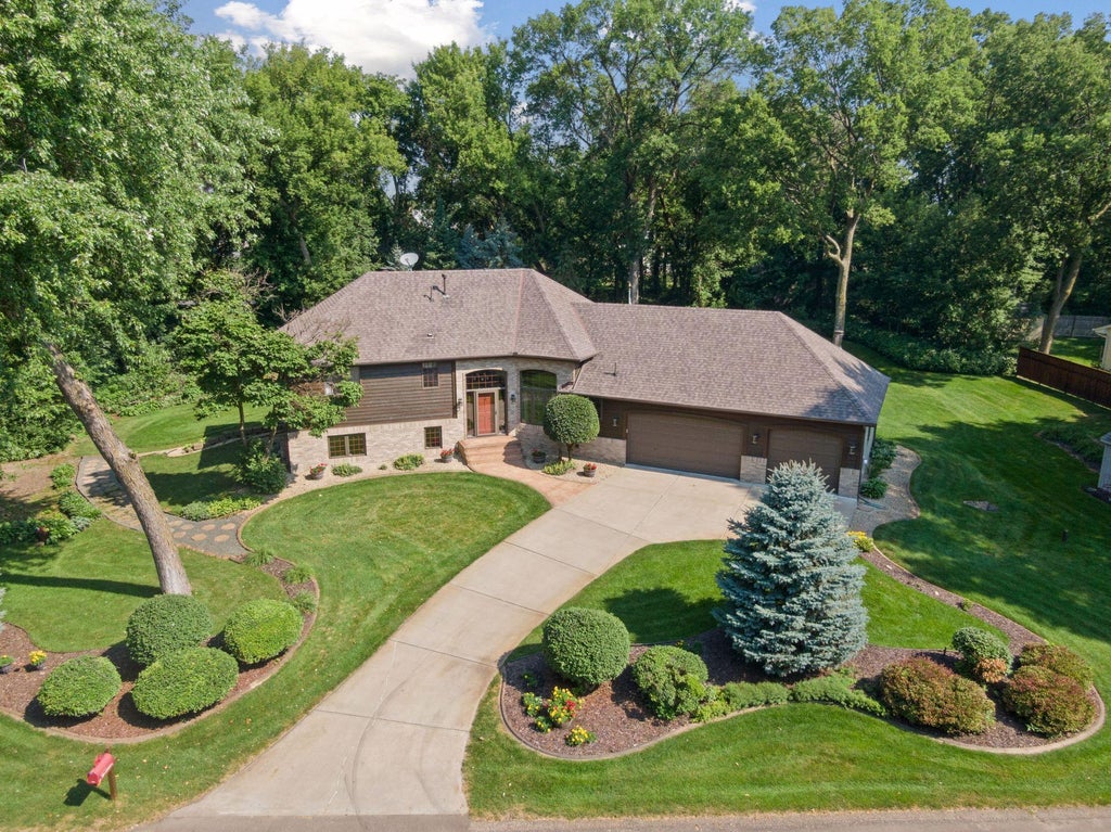 17420 138th Avenue N, Dayton