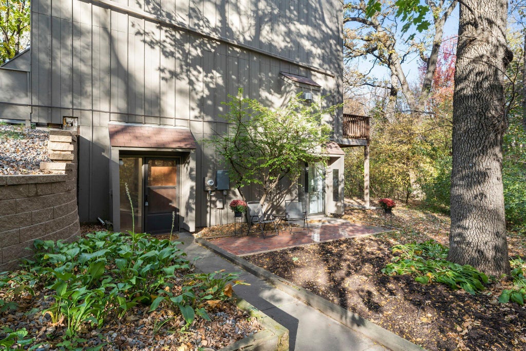 1844 Zanzibar Lane N, Plymouth