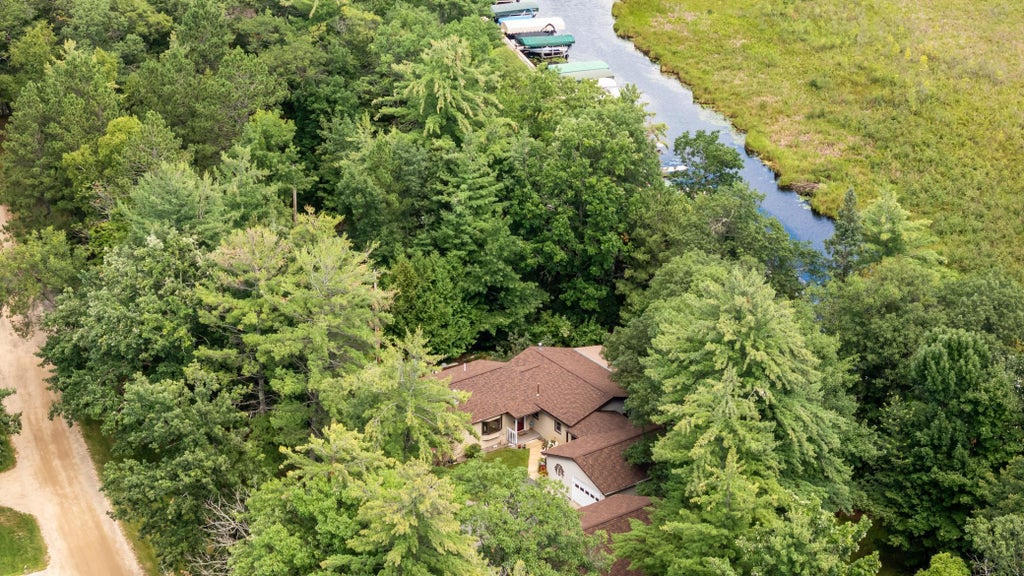 7934 44th Avenue Nw, Walker