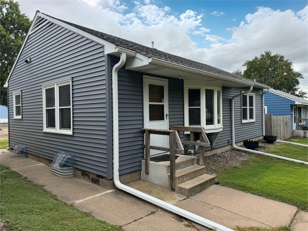 1874 Hoyt Avenue E, Saint Paul