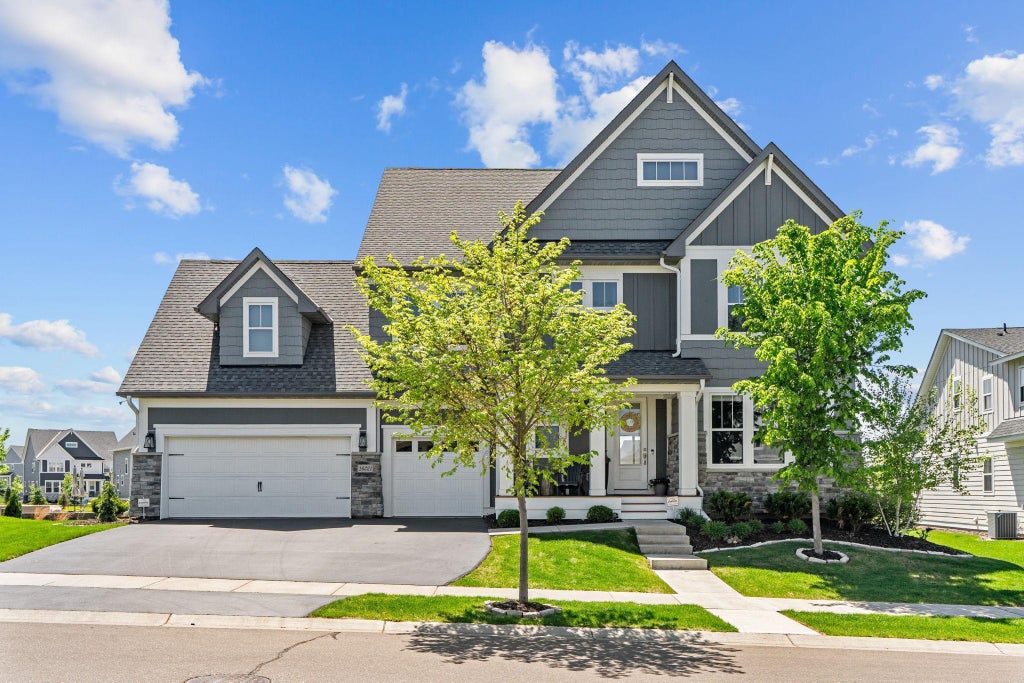 16321 Dryden Road, Lakeville