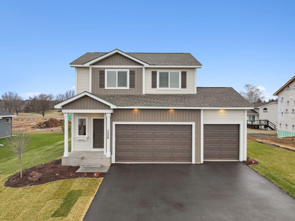 1335 Orchid Way, New Richmond