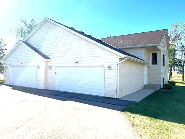 1053 Prairie View Drive Sw, Hutchinson