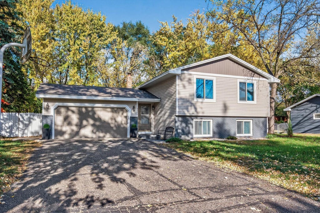 3649 115th Avenue Nw, Coon Rapids