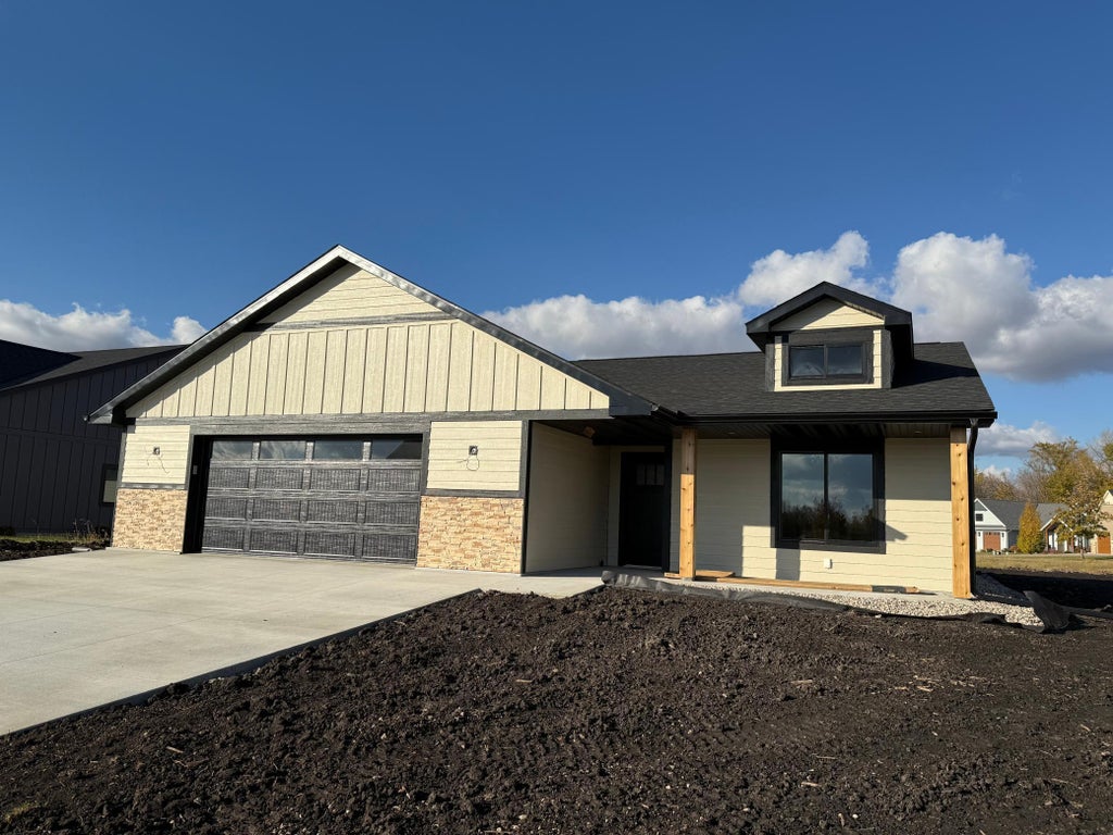 309 Pinehurst Drive, Mankato