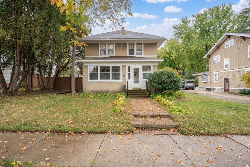 527 E Academy Street, Owatonna