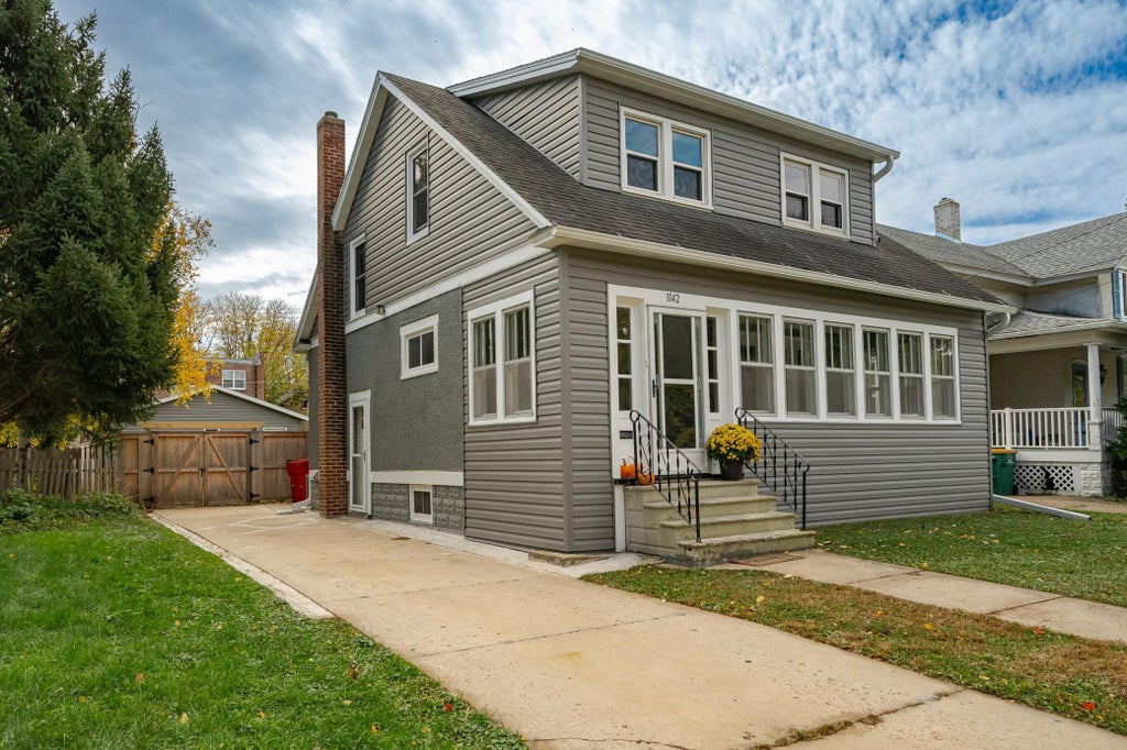 1142 2nd Street Nw, Rochester