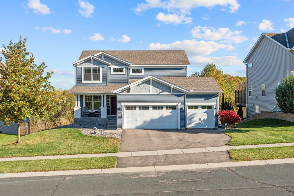 1525 Hemlock Way, Chanhassen