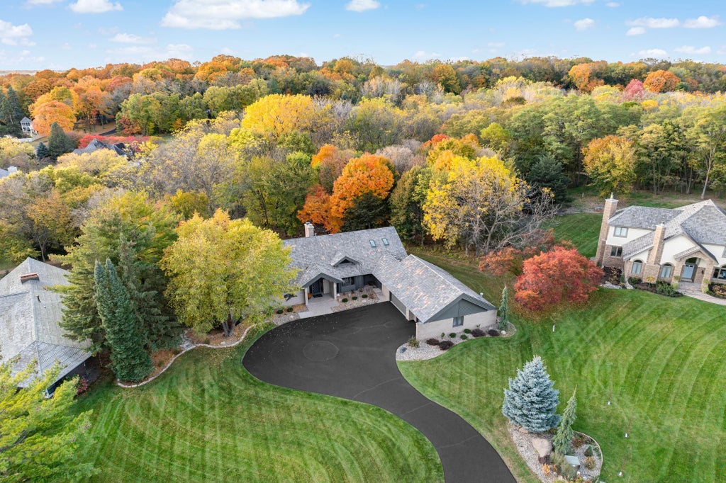 5880 Boulder Bridge Lane, Shorewood