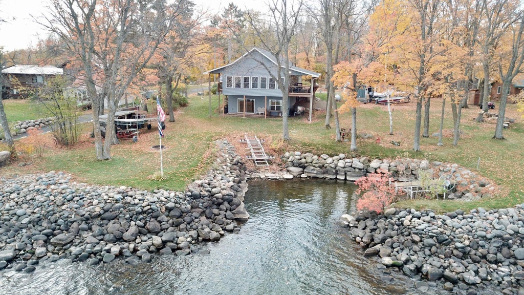 7112 Blair Way, Wahkon